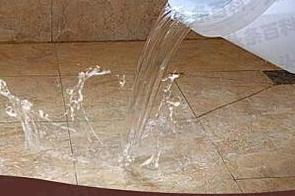 云县漏水维修 免砸砖防水材料该如何施工